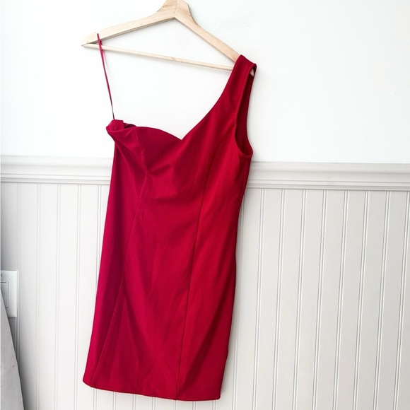 diffuse Dresses & Skirts - Elegant Diffuse Size 6 Bright Red One-Shoulder Valentines Party Mini Dress